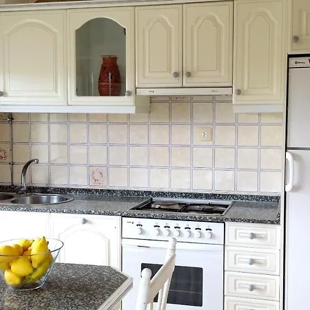 With 2 Bedrooms In Cenlle, With Wonderful Mountain View, Furnished ... Apartment *